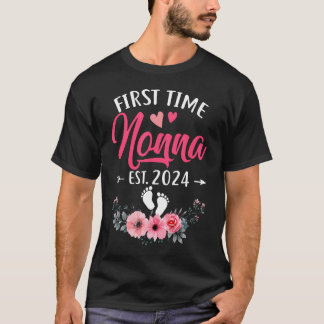 初めてノンナがノンナEst 2024母に昇格 Tシャツ