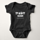 初ハロウィンの衣装 Spooky Season ベビーボディスーツ (正面)