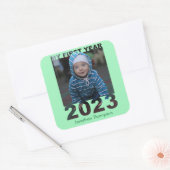初年度2023年の切り出しモダンベビーフォトグリーン スクエアシール (封筒)