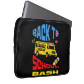 初日の学校新学期 ラップトップスリーブ (正面右)