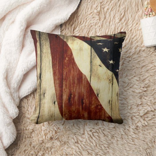 初期のなアメリカの納屋の木製の米国旗 クッション (ブランケット)