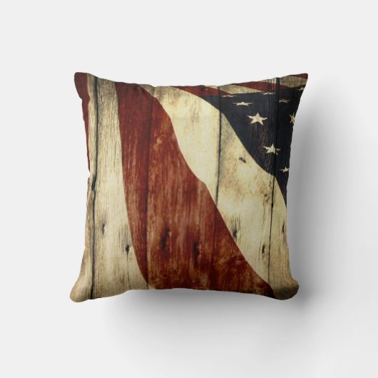 初期のなアメリカの納屋の木製の米国旗 クッション (裏面)
