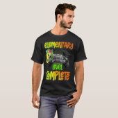 初等卒業生ビデオゲーマーボーイ Tシャツ (正面フル)