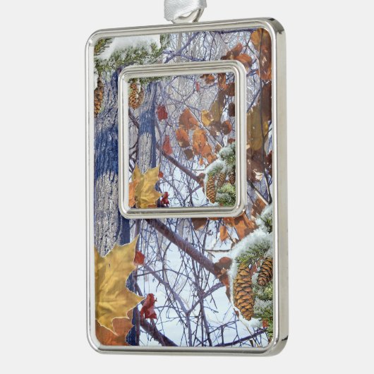 初雪の冬のシーンCamouflage 絵画's シルバープレートフレームオーナメント (左)