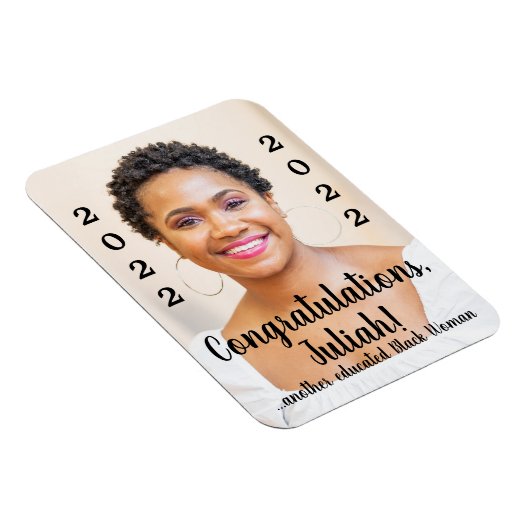 別の教育を受けた黒人女性2022卒業写真 マグネット (右側)