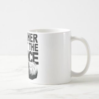 別の日にオフィスのTシャツ重量物運搬車で コーヒーマグカップ