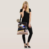 到着トラック2 トートバッグ (モデル)