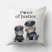 制服を着たかわいい猫たち|過去記事 クッション (正面)