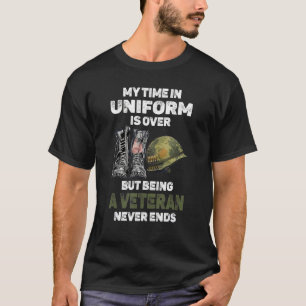制服を着た私の時間は終わったが、兵士としてのNev Tシャツ