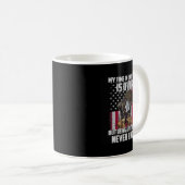 制服を着た私の時間は終わったが、退役軍人である コーヒーマグカップ (正面右)