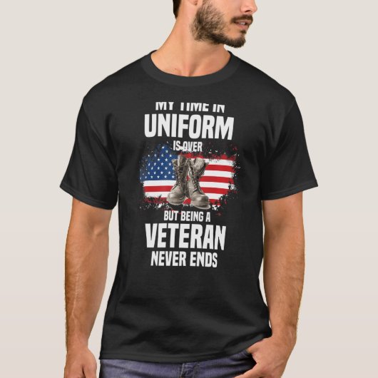 制服を着た私の時間は終わったが、退役軍人である Tシャツ (正面)