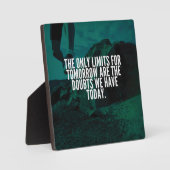 制限 – トレーニング やる気を起こさせる フォトプラーク (正面)