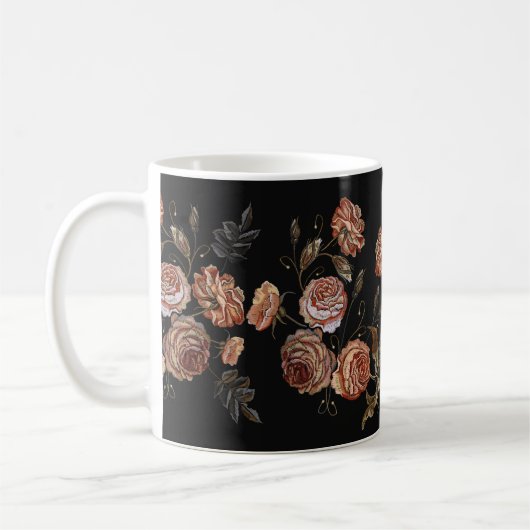 刺しゅうヴィンテージ模様のバラ芽 コーヒーマグカップ (左)
