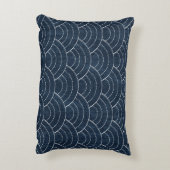 刺し子刺繍：アイ日本のゴ模様。 アクセントクッション (裏面(縦))