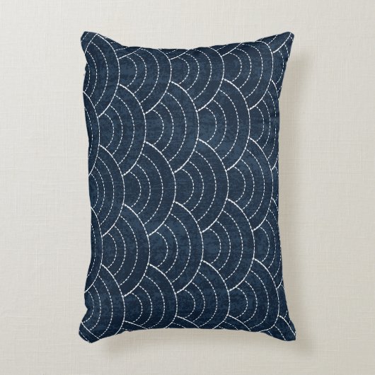 刺し子刺繍：アイ日本のゴ模様。 アクセントクッション (正面(垂直))