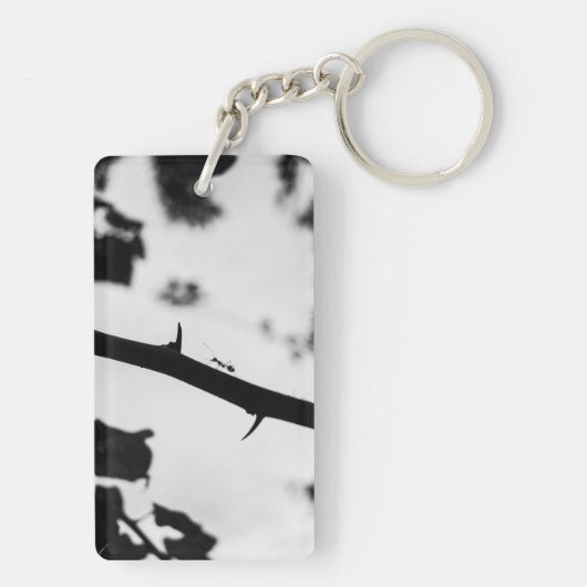 刺す キーホルダー (裏面)