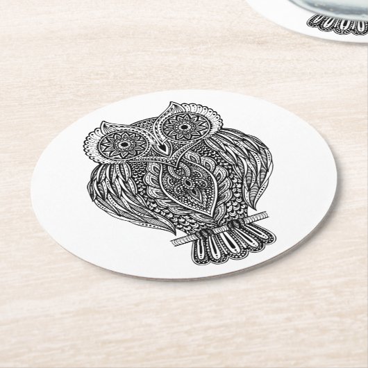 刺激を受けたな手描きの華美なフクロウ ラウンドペーパーコースター (アングル)
