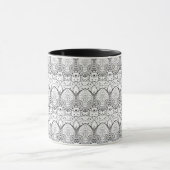 刺激を受けたな種族のイラストレーション マグカップ (中央)