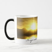 刺激を受けた-同じ日曜日 モーフィングマグカップ (左)