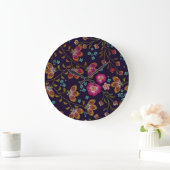 刺繍された花:ファッションシームレスなパターン ラージ壁時計 (ホーム)