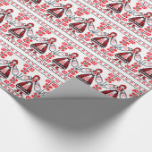 刺繍のウクライナの伝統的なウクライナの女の子 ラッピングペーパー (角)