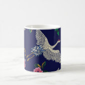 刺繍クレーンと花、ヴィンテージシームレスp コーヒーマグカップ (中央)