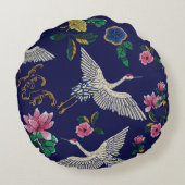 刺繍クレーンと花、ヴィンテージシームレスp ラウンドクッション (裏面)