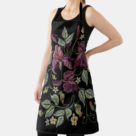 刺繍パープルアイリス黒い背景。 エプロン (インサイチュ)