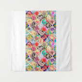 刺繍フローラのネックラインの花と タペストリー (正面(横))