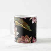 刺繍蓮の花シームレスなパターン コーヒーマグカップ (正面左)