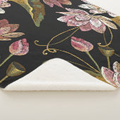 刺繍蓮の花シームレスなパターン シェルパブランケット (3/4)