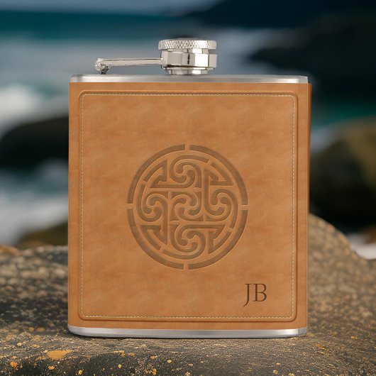 刻まれたケルト結び目模様フェイクレザーアイリッシュ包まれたお尻 フラスク