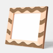 刻まれた波のパターン レーザー彫刻フレーム (左)