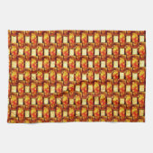 刻まれて汚れたオレンジ色の茶色のプレート キッチンタオル (横)