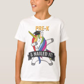 前にKはそれをユニコーンの軽く押える卒業釘付けしました Tシャツ (正面)