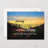 前向きやる気を起こさせる引用文:強さ… ポストカード (正面/裏面)