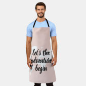 前向きピンクアドベンチャーの世界地図 エプロン (着用した状態)