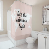 前向きピンクアドベンチャーの世界地図 シャワーカーテン (インサイチュ)