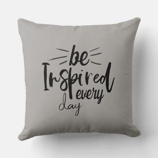 前向き引用文ことわざはインスパイア毎日 クッション (裏面)