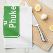 前方プーケット⚠タイ高速道路交通標識⚠ キッチンタオル (四つ折り)