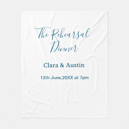 前日のシンプルな食事会 フリースブランケット (正面)