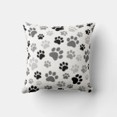 前足で枕を白黒で印刷 クッション (裏面)