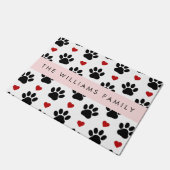 前足のパターン，黒い前足，赤いハート，名前 ドアマット (アングル)