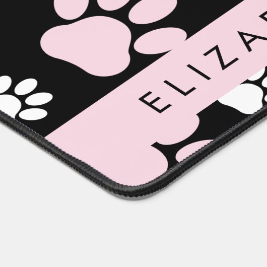 前足、ピンクの前足、犬の前足、あなたの名前のパターン デスクマット (コーナー)