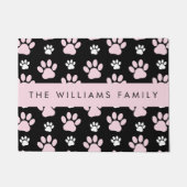 前足、ピンクの前足、犬の前足、あなたの名前のパターン ドアマット (正面)