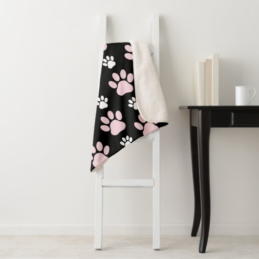 前足、ピンクの前足、犬の前足、動物の前足のパターン シェルパブランケット (インサイチュ)