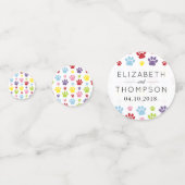 前足、犬の前足、前足カラフルのパタ結婚ーン コンフェッティ (正面)