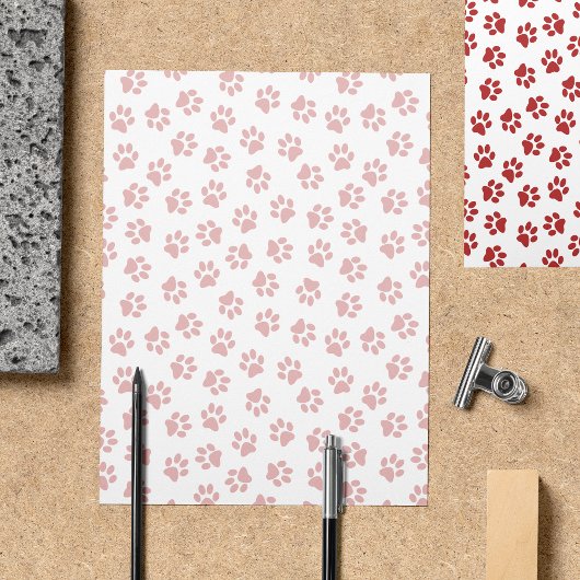 前足、犬の前足、猫の前足、赤い前足のパターン チラシ