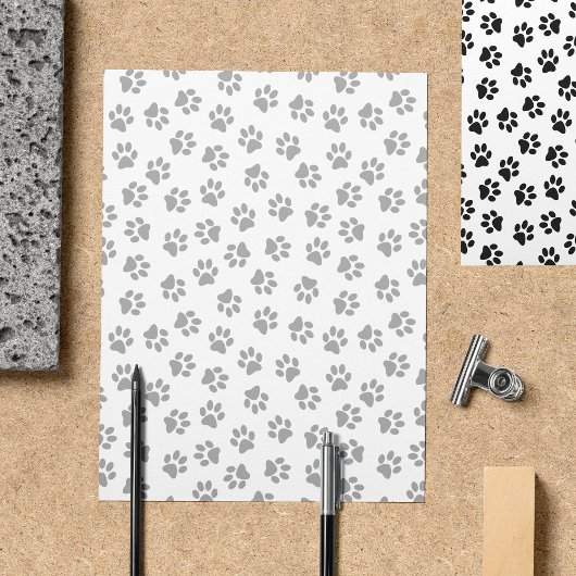 前足、犬の前足、猫の前足、黒い前足のパターン チラシ