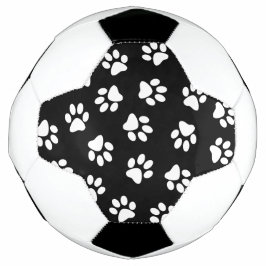 前足、犬の前足、白い前足のパターン サッカーボール